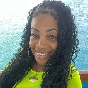 Meet your Posher, Myeshia
